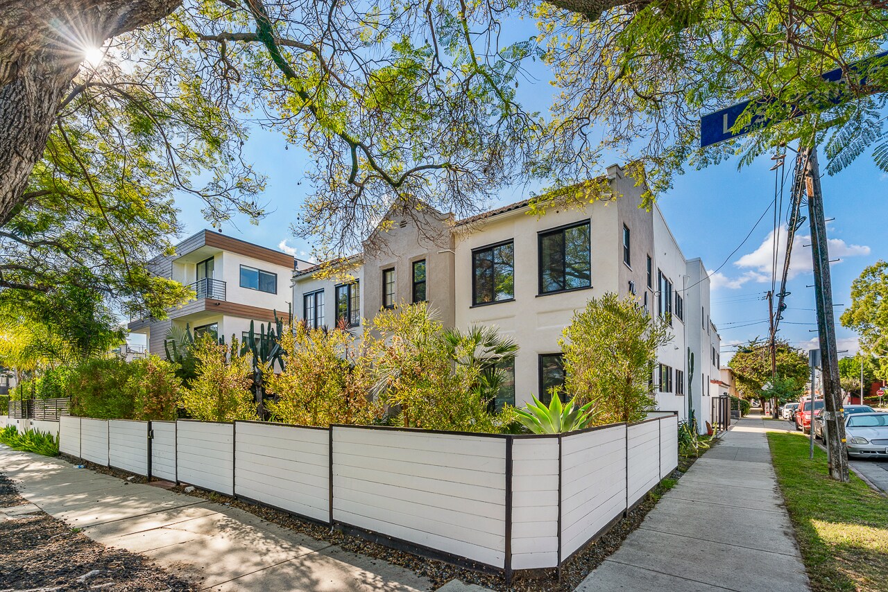 6708 Willoughby Ave, Los Angeles, CA for sale Building Photo- Image 1 of 1