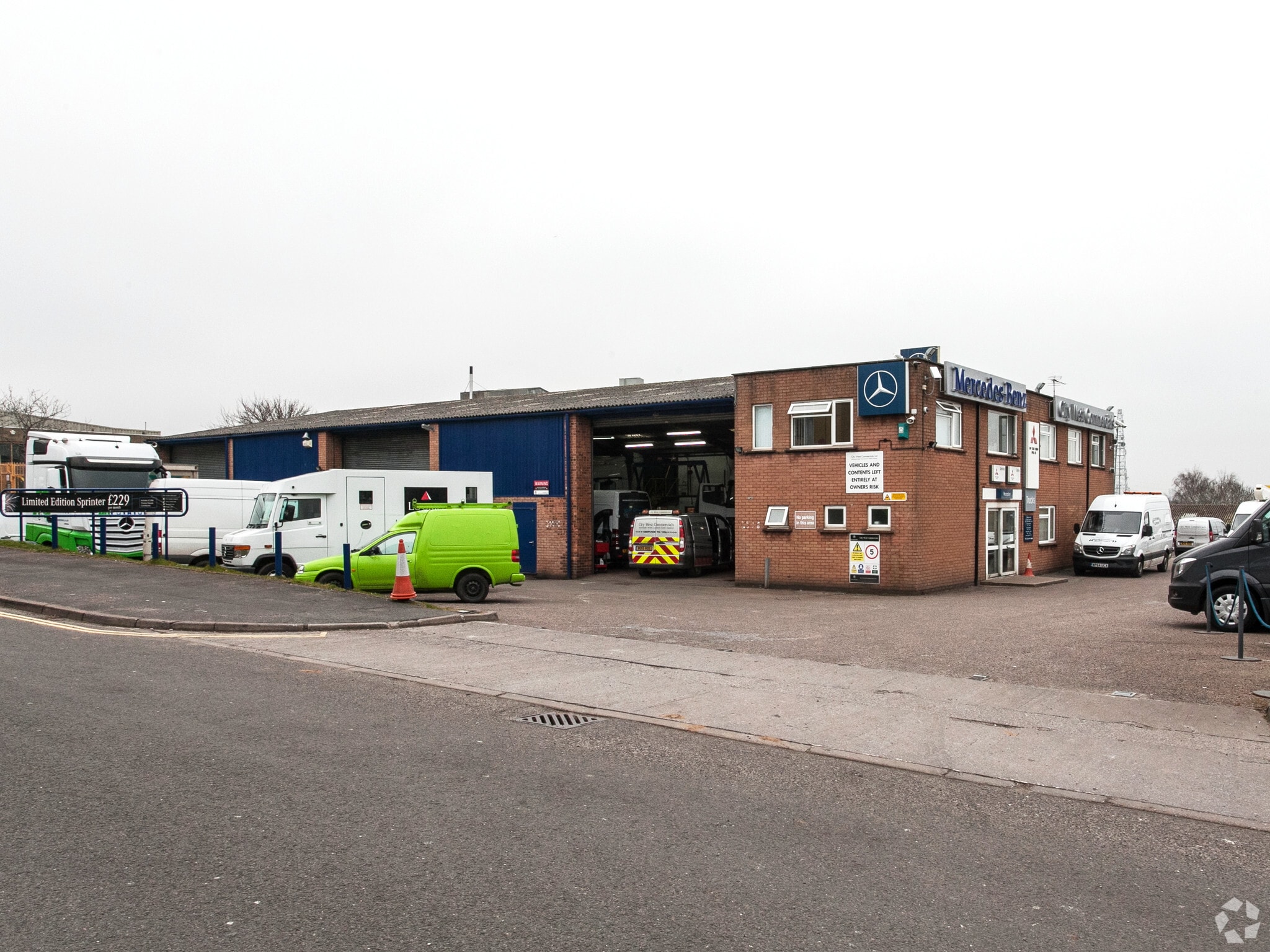 18 Heron Rd, Exeter to rent Primary Photo- Image 1 of 2