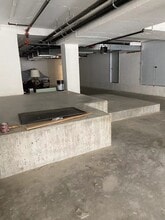 25-11 38th Ave, Long Island City, NY to rent Interior Photo- Image 1 of 4