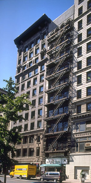 78 Fifth Ave, New York, NY for rent - Building Photo - Image 1 of 7