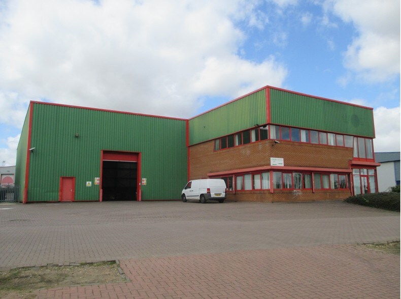 Garrard Way, Kettering for sale - Primary Photo - Image 1 of 1