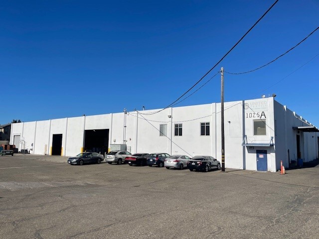 1025 98th Ave, Oakland, CA for rent - Building Photo - Image 1 of 6