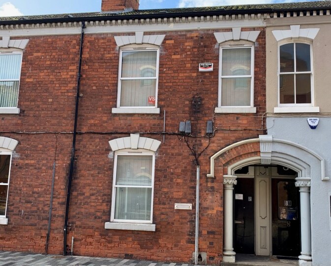 10 Town Hall St, Grimsby for sale Primary Photo- Image 1 of 1