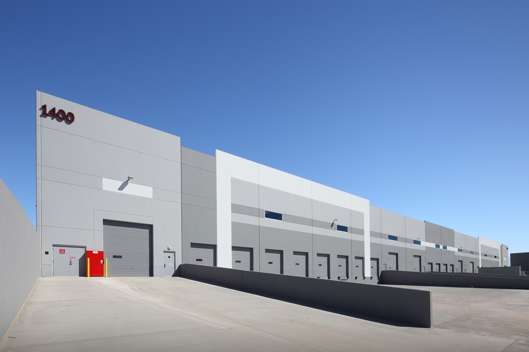 NWC N 7th Ave & W Rose Garden Ln, Phoenix, AZ to rent Building Photo- Image 1 of 1