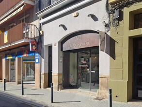 Retail in Igualada, Barcelona to rent Interior Photo- Image 1 of 14