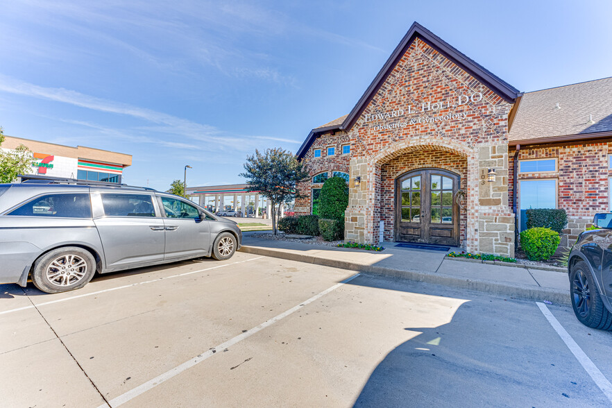 1795 N 77 Hwy, Waxahachie, TX for rent - Building Photo - Image 3 of 29