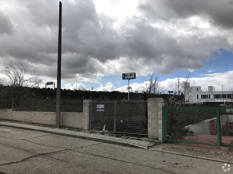 Land in Madrid, MAD for sale - Building Photo - Image 2 of 2