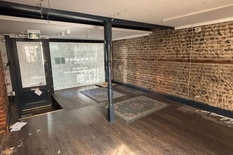 22 Bond St, Brighton to rent Interior Photo- Image 2 of 2