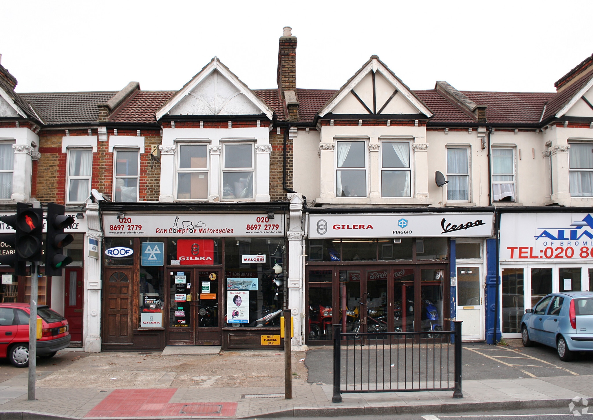 111 Brownhill Rd, London to rent Primary Photo- Image 1 of 7