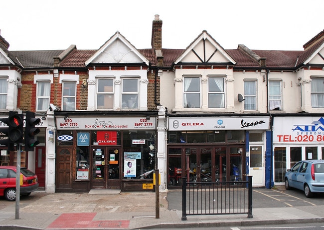 More details for 111 Brownhill Rd, London - Retail to Rent
