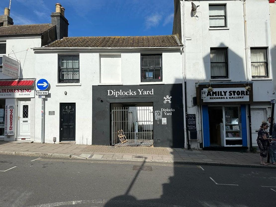 72 North Rd, Brighton to rent Primary Photo- Image 1 of 3