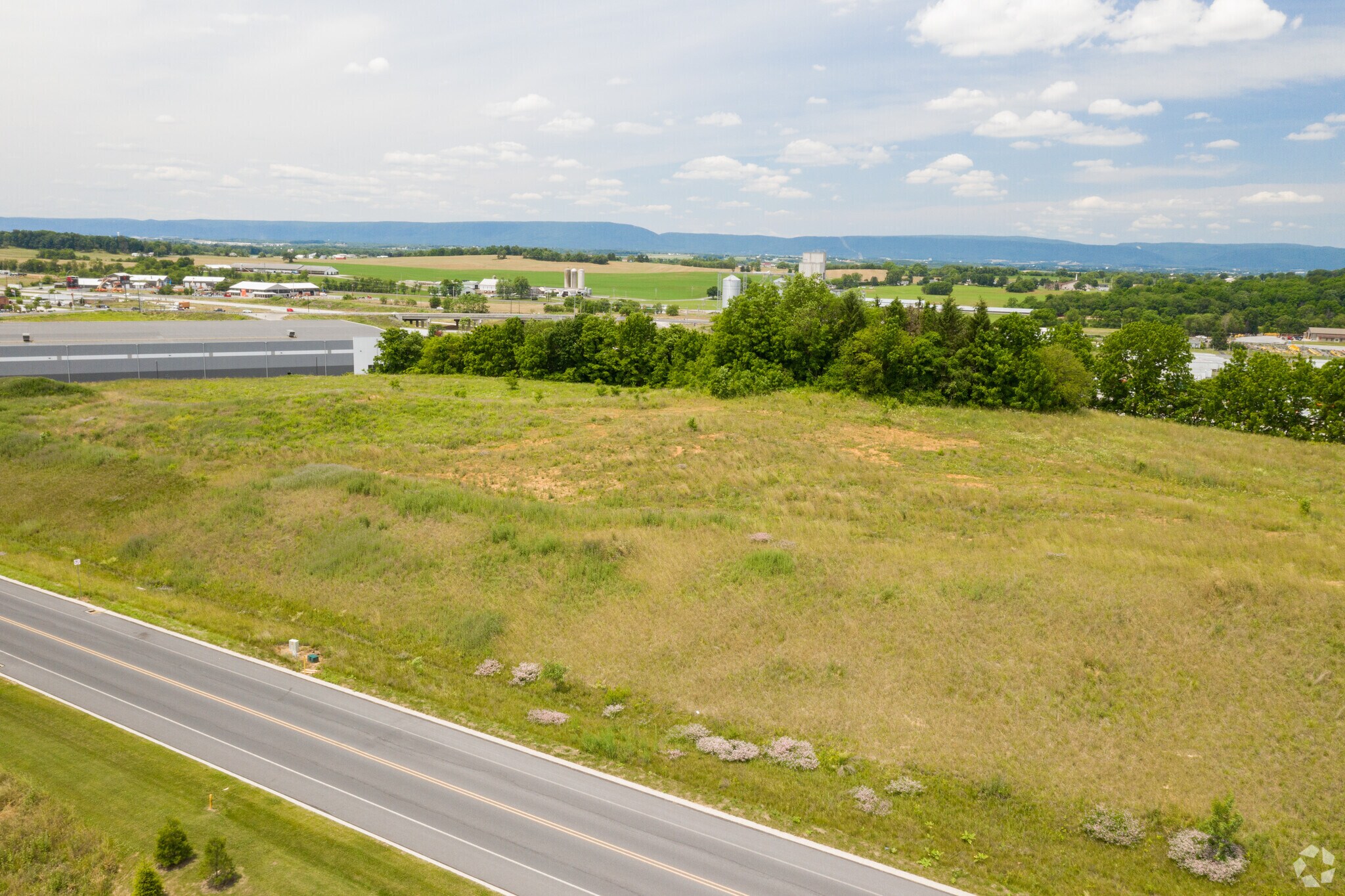 United Dr, Shippensburg, PA to rent Primary Photo- Image 1 of 4