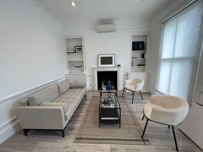 440 Kings Rd, London for rent Interior Photo- Image 1 of 4