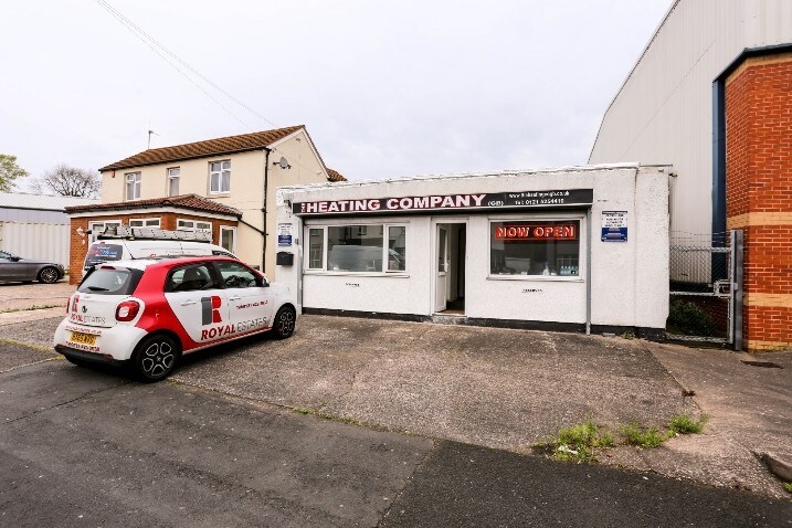 2 Roebuck Ln, West Bromwich for sale Primary Photo- Image 1 of 1