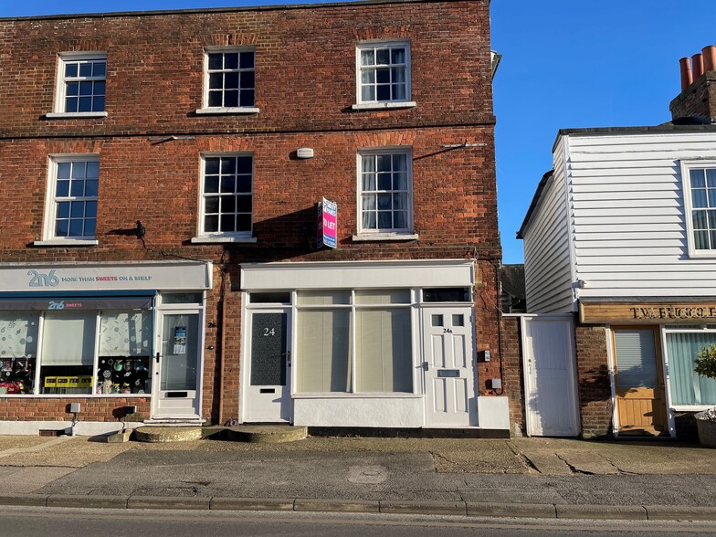 24-26 Ashford Rd, Tenterden for rent - Building Photo - Image 1 of 8