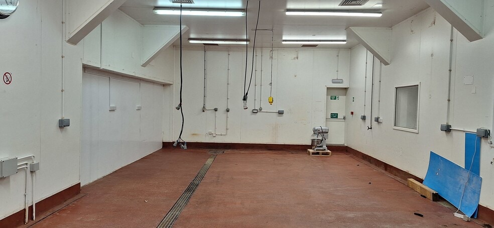 Worthing Rd, West Grinstead to rent - Building Photo - Image 3 of 7