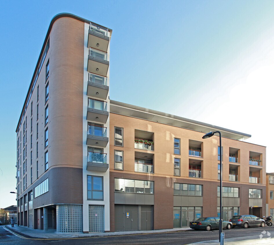 26-28 Ramsgate St, London to rent Building Photo- Image 1 of 1