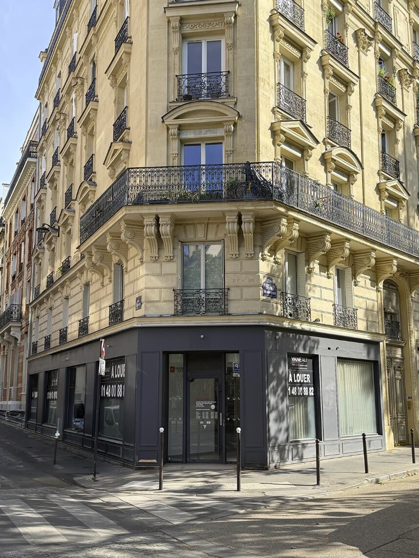 Retail in Paris to rent Building Photo- Image 1 of 9
