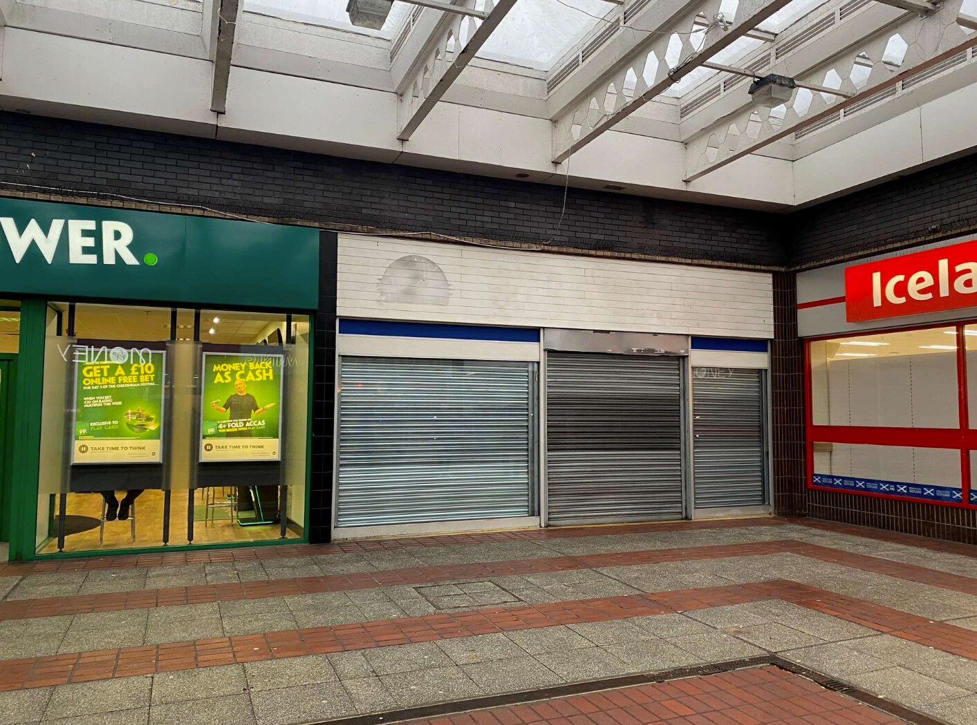 1-53 Sylvania Way South, Clydebank to rent Building Photo- Image 1 of 1