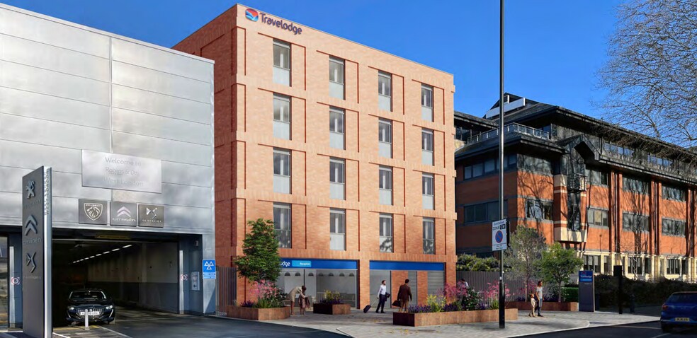 632 Chiswick High Rd, London for sale - Primary Photo - Image 1 of 1