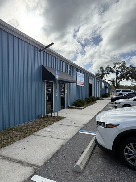 7304 Causeway, Tampa, FL for sale - Building Photo - Image 2 of 12