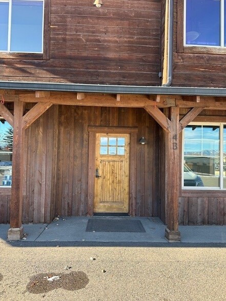 26 Old Milwaukee Dr, Bozeman, MT for rent - Building Photo - Image 1 of 2