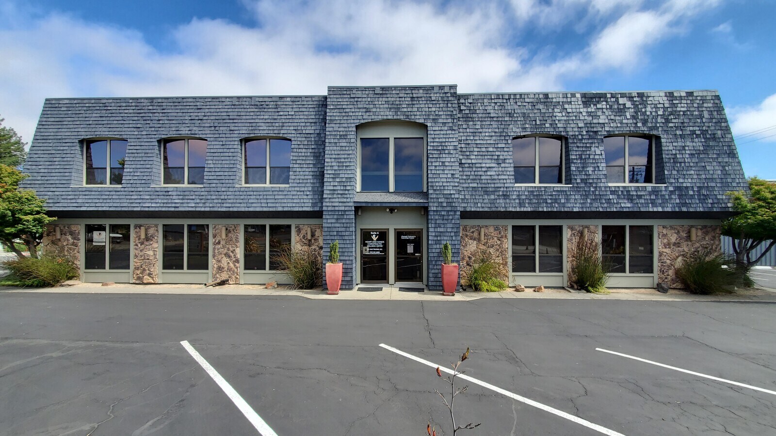 422 Petaluma Blvd N, Petaluma 94952 Office for Sale UK