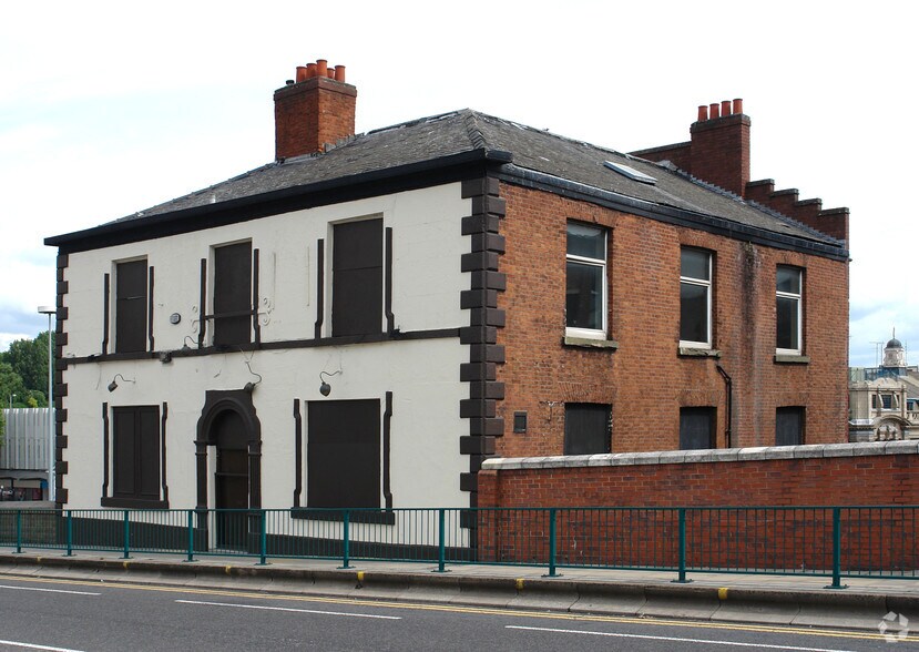 1 Wellington Rd S, Stockport for sale - Primary Photo - Image 1 of 1