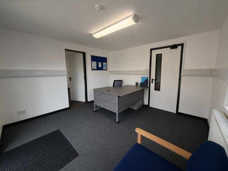 Wiston Rd, Colchester to rent - Building Photo - Image 2 of 9