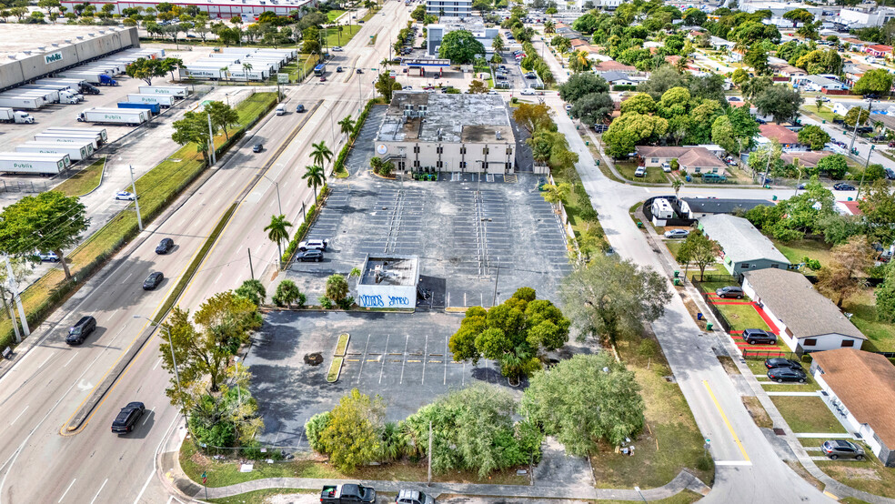 75 NE 183rd St, Miami, FL for sale - Building Photo - Image 3 of 13