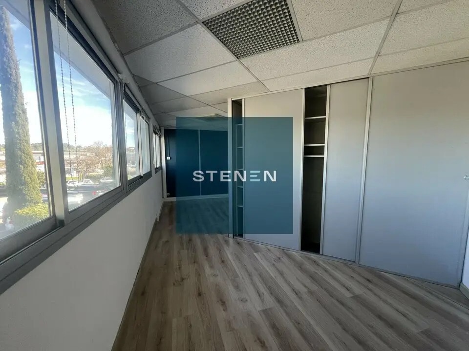 Location Bureaux 12 m² à 34 m² - Photo 1
