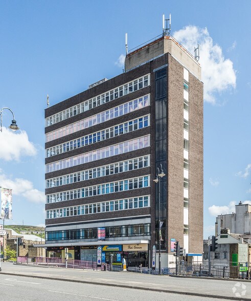 60 Crown St, Halifax for sale - Primary Photo - Image 1 of 1