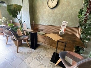 Retail in Barcelona, Barcelona to rent Interior Photo- Image 1 of 3