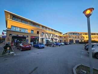 More details for Office, Retail to Rent