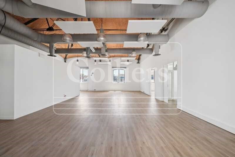 Office in Marseille to rent Interior Photo- Image 1 of 7