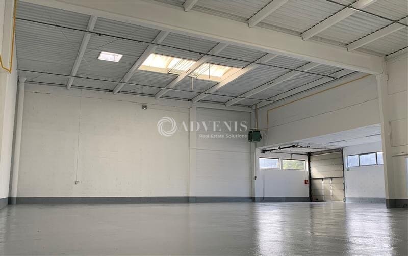 Light Industrial in Bonneuil-sur-Marne to rent - Interior Photo - Image 2 of 6