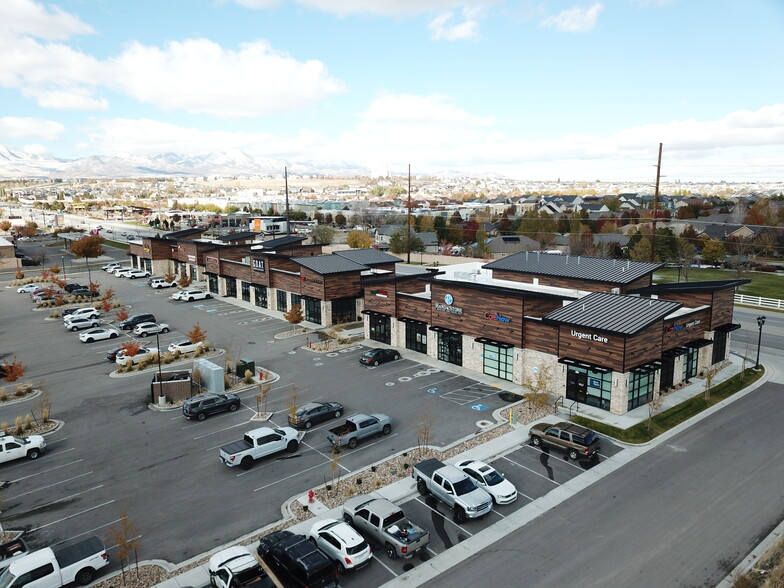 Multi-Tenant Investment South Jordan, UT portfolio of 3 properties for sale on LoopNet.co.uk - Building Photo - Image 2 of 7