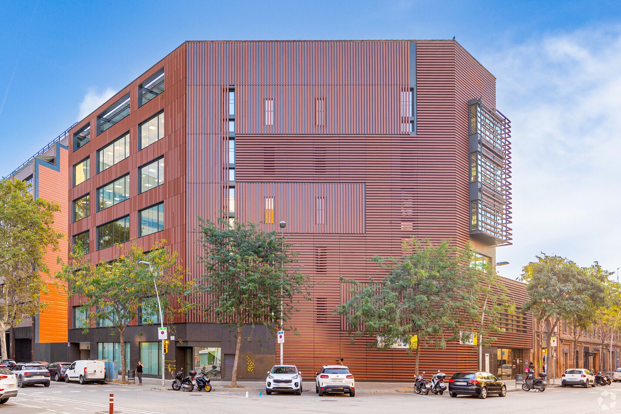 Office in Barcelona, Barcelona to rent Primary Photo- Image 1 of 4