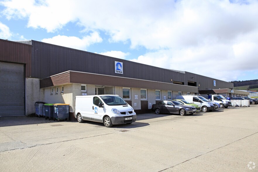 Howemoss Dr, Dyce for sale - Primary Photo - Image 1 of 1