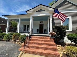 30 Jefferson St, Newnan, GA for rent Building Photo- Image 1 of 13