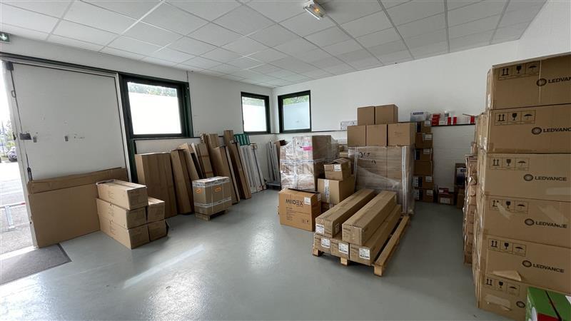 Light Industrial in Lognes to rent - Interior Photo - Image 3 of 6