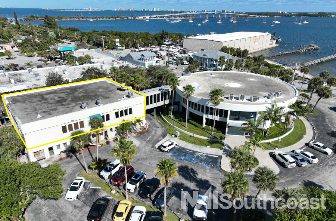 2000 NE Jensen Beach Blvd, Jensen Beach, FL for sale Building Photo- Image 1 of 1