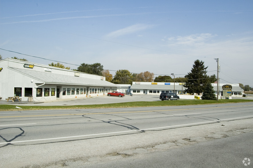 422 Governors Hwy, Peotone, IL for sale - Primary Photo - Image 1 of 1