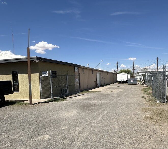 7155 Dale Rd, El Paso, TX for sale - Building Photo - Image 2 of 9