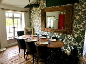 The Promenade, Kingsbridge to rent Interior Photo- Image 1 of 5