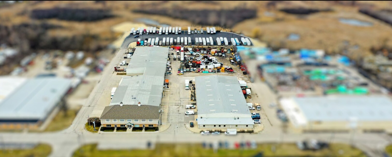 29870 N Skokie Hwy, Lake Bluff, IL to rent Building Photo- Image 1 of 13