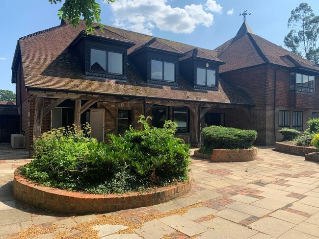More details for 4 The Courtyard, Denmark Street, Wokingham - Office to Rent