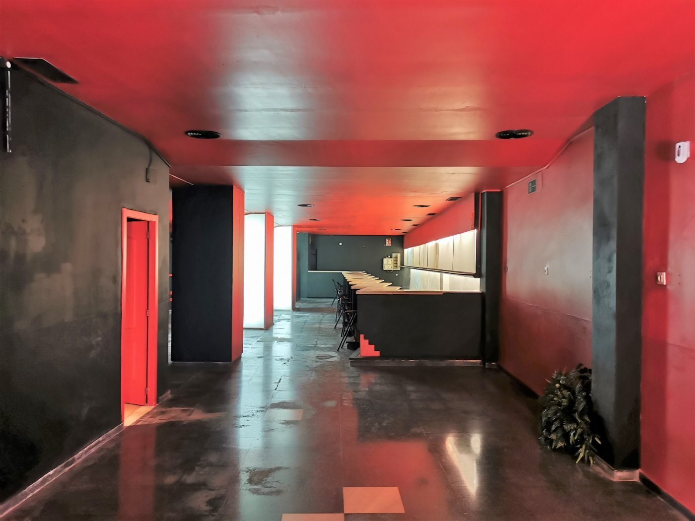 Retail in Ontinyent, Valencia to rent Building Photo- Image 1 of 13