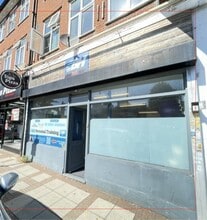 Aylmer Rd, London to rent Building Photo- Image 1 of 6