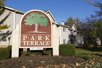 1 Park Terrace Ln, Fairview Heights, IL for sale Primary Photo- Image 1 of 1